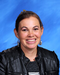 Kirkland, Kirsti